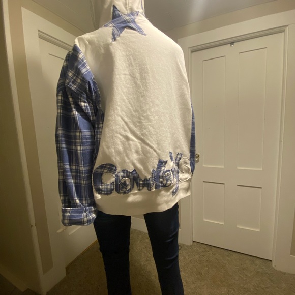 Upcycled Champion one-of-a-kind Dallas Cowboys thematic hoodie - Picture 3 of 5